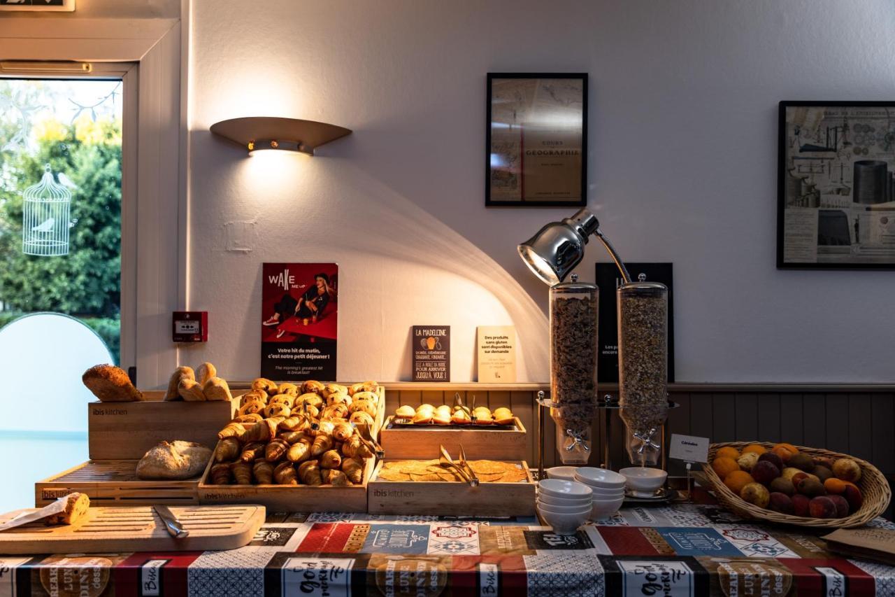 Hotel Ibis Autun Luaran gambar